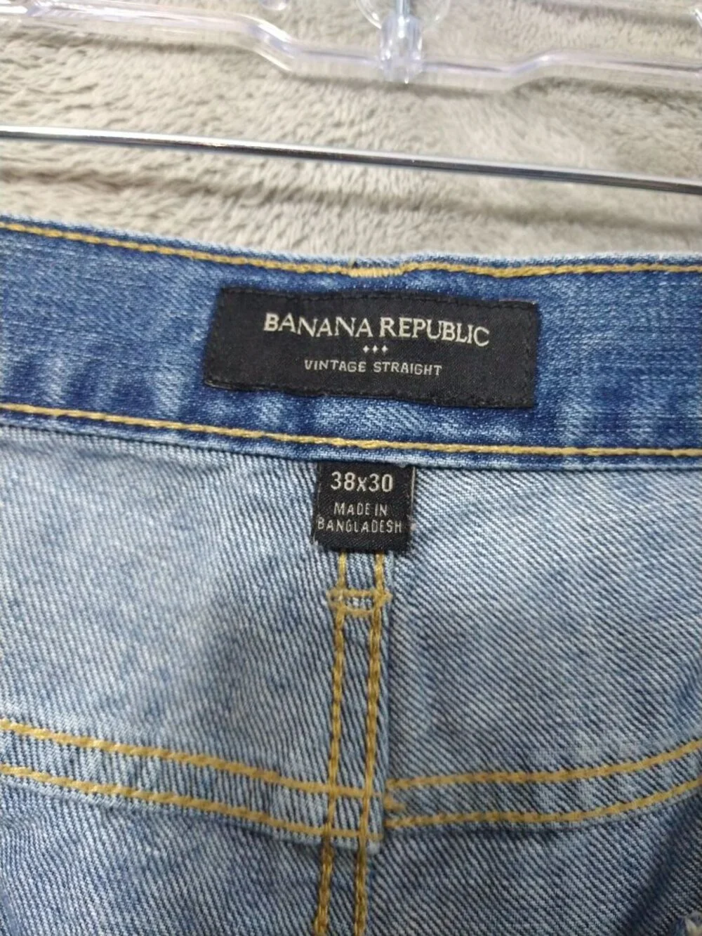 Banana Republic Jeans Mens 38x30 Blue Denim Vintage Straight Distressed Mid Rise